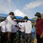 Wakil Gubernur (Wagub) Sumatera Utara (Sumut) Musa Rajekshah bersama Balai Pengelolaan Daerah Aliran Sungai dan Hutan Lindung (BPDASHL) Asahan Barumun melaksanakan aksi penanaman pohon. Juga dilakukan pembagian bibit produktif kepada warga di Desa Simangulampe, Kecamatan Baktiraja, Kabupaten Humbang Hasundutan (Humbahas), Rabu (8/12).