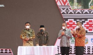 Wakil Presiden Republik Indonesia (Wapres RI) KH Ma'ruf Amin menyampaikan kata sambutan pada acara Peringatan Hari Rempah Nasional dan Pembukaan Expo Indonesia Spices Business Forum and Expo (ISBFE) 2021 di Hotel Niagara, Jalan Pembangunan No.1, Parapat, Kabupaten Simalungun, Sumatera Utara, Jumat (10/12).