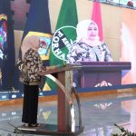 Ketua TP PKK Provinsi Sumatera Utara (Sumut) Nawal Lubis membuka Seminar Nasional Ketahanan Keluarga dalam rangka menyambut Milad ke-23 Forum Alumni HMI-Wati (Forhati) di Aula Tengku Rizal Nurdin Jalan Jenderal Sudirman Nomor 41 Medan. Kamis (24/12).
