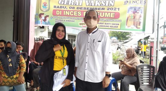 Guna mencapai target 70 persen pelaksanaan vaksinasi di Kabupaten Serdang Bedagai Propinsi Sumatera Utara dalam melakukan vaksinasi dosis pertama dan dosis kedua kepada masyarakat, pengusaha muda Inces Parfum asal Kecamatan Perbaungan gandeng Badan Pendapatan Keuangan Aset Daerah (BKAD) Sergai