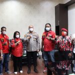 Kapolres Sergai,AKBP Ali Machfud S.IK,M.IK menerima audiensi Ketua DPC Pemuda Batak Bersatu (PBB) Kabupaten Serdang Bedagai,Welky R Simanjuntak (tiga dari kanan dan pengurus lainnya Rabu (15/21/2021).Photo: AR.Manik/Mitanews.co.id