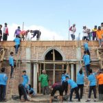 Masjid yang merupakan syimbol kebersamaan dan kekompakan umat Islam.