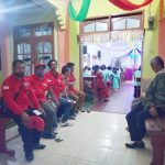 PAC Pemuda Batak Bersatu Kecamatan Bintang Bayu turut berpartisipasi membantu pengamanan jalannya perayaan Natal di Gereja GMI Bintang Bayu dan GKPS Huta Durian,Sabtu (18/12/2021) malam.