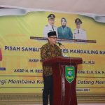 Ket fhoto H. M Ja'far Sukhairi Nasution Bupati Madina.