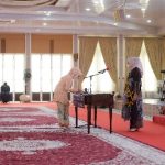 Ketua TP PKK Provinsi Sumatera Utara (Sumut) Nawal Lubis selaku Bunda Pendidikan Anak Usia Dini (PAUD) Sumut mengukuhkan Bunda PAUD Kabupaten Nias Selatan, Labuhanbatu dan Samosir di Aula Tengku Rizal Nurdin, Jalan Jenderal Sudirman Nomor 41 Medan, Kamis (13/1).