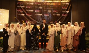 Wakil Gubernur (Wagub) Sumatera Utara (Sumut) Musa Rajekshah menghadiri kegiatan Hijabers Mom Community (HmC) Medan bertajuk ‘Ngobrol Santai Bareng Aisha Maharani’ yang dirangkai dengan kegiatan bazar produk UMKM, Sabtu (22/1), di Grand Mercure, Medan