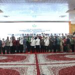 Gubernur Sumatera Utara (Sumut) Edy Rahmayadi menggelar pertemuan dengan para wartawan bersama seluruh pimpinan organisasi perangkat daerah (OPD) Pemerintah Provinsi (Pemprov) di Aula Tengku Rizal Nurdin, Rumah Dinas Gubernur, Jalan Jenderal Sudirman Nomor 41 Medan, Jumat (28/1).