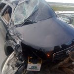 Toyota Rush 1.5 G A/T Nomor polisi BK 1299 IH,di kemudikan Saharuddin,ringsek akibat menghantam pagar pembatas jalan tol.