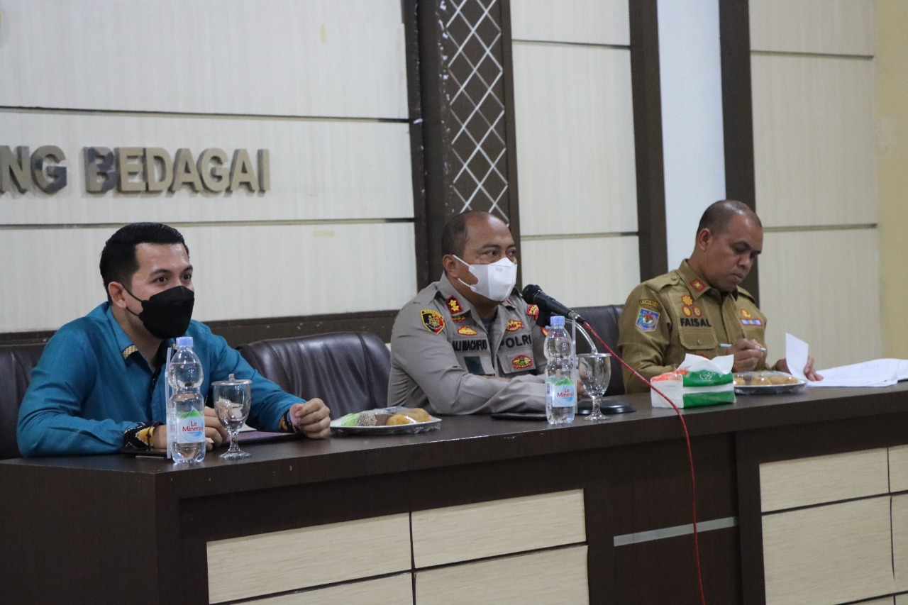 Kapolres Sergai AKBP Ali Machfud memimpin Rakor persiapan pengamanan Pilkades.
