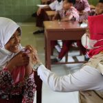 Salah satu siswa yang mendapatkan vaksinasi Merdeka Anak Usia 6-11 Tahun Rabu (5/1/2022) yang dipusatkan di SDN 102020 Desa Firdaus Kecamatan Sei Rampah.