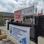 Pondok Pesantren Ibnu Umar yang persis berada di komplek Masjid Abdullah Bin Umar, di tengah-tengah berlangsungnya Proses Belajar Mengajar, juga terus menggerakkan pembangunan sarana dan prasarana atas bantuan para dermawan dan jemaah "Sidimpuan Mengaji".
