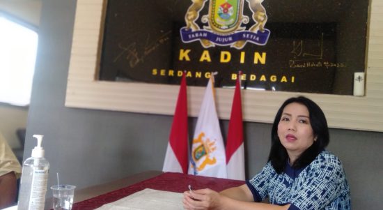 Ketua KADIN Kabupaten Serdang Bedagai ,Suyanti .