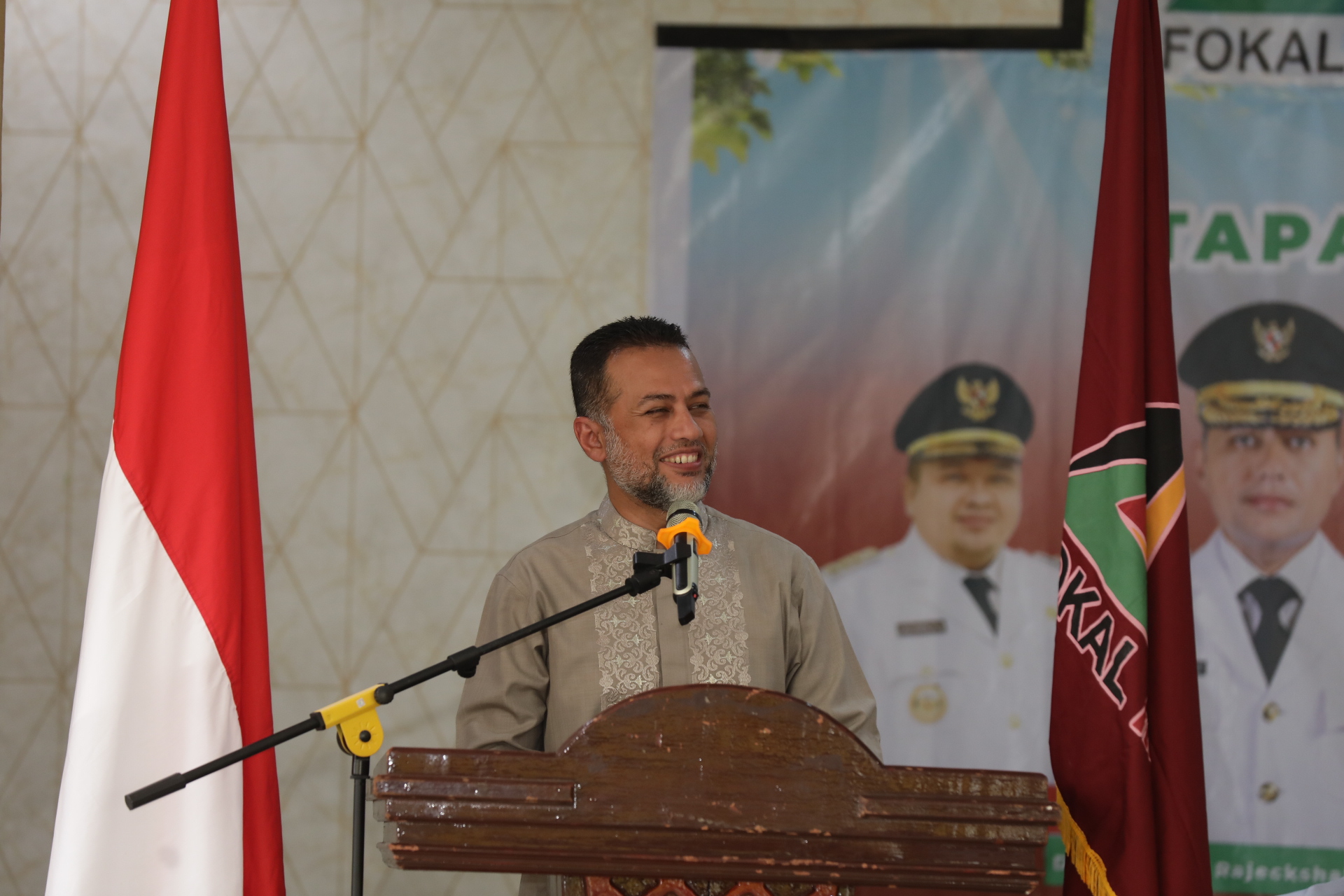 Wakil Gubernur (Wagub) Sumatera Utara (Sumut) Musa Rajekshah menghadiri Pelantikan dan Diskusi Publik Korda Fokal IMM Tapsel - Padangsidimpuan di Gedung Adam Malik, Jalan Serma Lian Kosong, Kecamatan Padangsidimpuan Utara, Selasa (1/2).