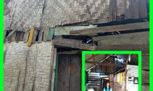 Kondisi rumah Ponijan ayah Parti yang tidak layak huni tampak dari luar.Sutiyem dan Parti (inzet)