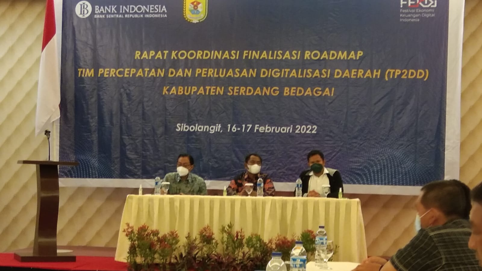 Bupati Sergai Darma Wijaya memberikan sambutan dalam Rakor Finalisasi Roadmap (Peta Jalan) TP2DD di The Hill Hotel and Resort Sibolangit, Kabupaten Deli Serdang, Rabu (16/2/2022).