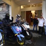 Wakil Gubernur (Wagub) Sumut Musa Rajekshah melepas keberangkatan Xmax Owner Sumatera (XOS) di Sumatera Utara (Sumut) yang akan berpetualang ke Riau hingga puncaknya Sumatera Barat (Sumbar) untuk melakukan deklarasi XOS, di Rumah Dinas Wagub, Jalan Teuku Daud, Medan, Kamis (24/2).