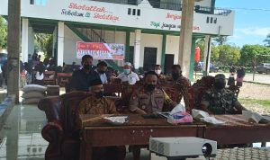 Sekdakab PadangLawas ( Palas ) Arpan Nasution,S.Sos bersama Kapolres Palas AKBP Indra Yanitra Irawan SIK M.Si,Wakapolres Kompol JW Sijabat SH, Para PJU Polres Palas , Mewakili Dandim 0212/ TS , dan para Pimpinan OPD mengikuti kegiatan Vaksinasi serentak Indonesia via Virtual, Jum'at ( 11/03/2022) di Aula Ponpes Darul 'Adaalah Latong Kec. Lubuk Barumun.