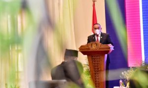 Gubernur Sumatera Utara (Sumut) Edy Rahmayadi menghadiri upacara Pengukuhan Kepala Perwakilan Bank Indonesia Provinsi Sumut Doddy Zulverdi di Kantor Perwakilan Bank Indonesia, Jalan Balaikota Medan, Jumat (18/3/2022).