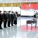 Gubernur Sumut Edy Rahmayadi melantik Komisioner Komisi Informasi Provinsi Sumut periode tahun 2022-2026 di Aula T. Rizal Nurdin, Rumah Dinas Gubernur Sumut, Jalan Sudirman No. 41, Medan, Kamis (31/3/2022)