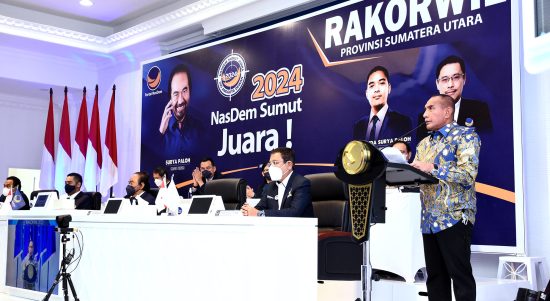 Gubernur Sumut Edy Rahmayadi menghadiri Pembukaan Rapat Koordinasi Wilayah (Rakorwil) Partai Nasdem Provinsi Sumut yang dibuka secara langsung oleh Ketua Umum Partai Nasdem Surya Paloh di Aula Kantor DPW Partai Nasdem Sumut, Jalan HM Yamin, Medan, Kamis (3/3/2022)
