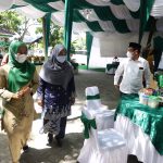 Wakil Penasihat Dharma Wanita Persatuan (DWP) Sumatera Utara (Sumut) Sri Ayu Mihari menghadiri kegiatan bakti sosial yang dilaksanakan Dharma Wanita Unit Fakultas Syariah dan Hukum bekerja sama dengan Fakultas Syariah dan Hukum UIN Sumut di Ruang Terbuka Hijau (RTH) di Kampus Jalan Williem Iskandar Pasar V Medan Estate, Kecamatan Percut Seituan, Kabupaten Deliserdang, Selasa (8/3).