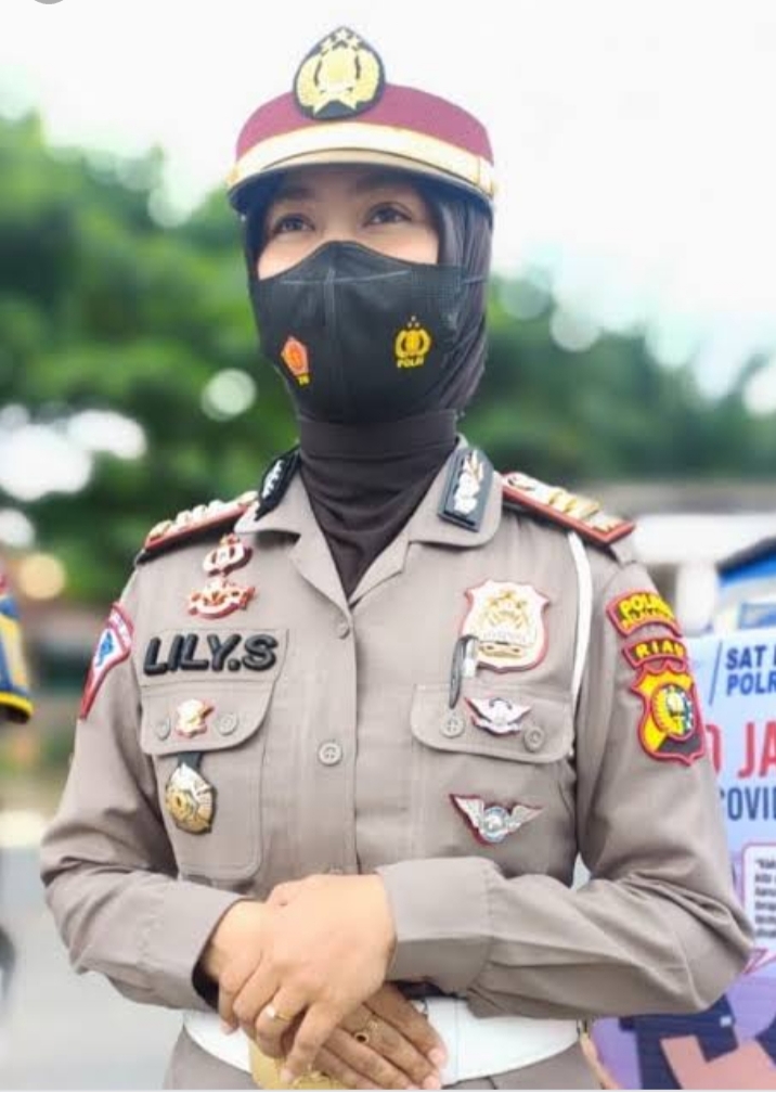 Kasat Lantas Polres Pelalawan AKP Lily Sulfiani,