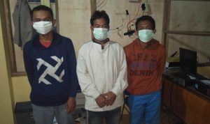 Ketiga pelaku pencuri 27 plat aluminium di PT Bandar Sumatera diamankan di Mapolsek Kotarih.