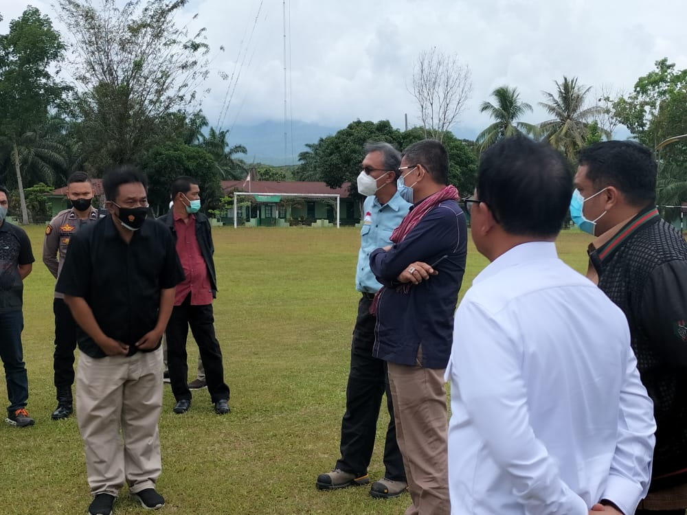 Anggota Komisi III dan IV DPR RI ketika kunjungan kerja ke Kabupaten Madina, Kamis (07/04/2022).()