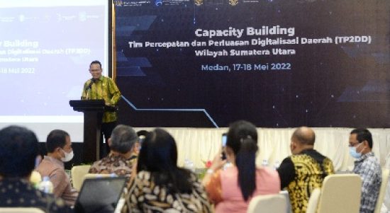 Digitalisasi menjadi keharusan dalam upaya peningkatan kinerja, serta efisiensi dan efektivitas layanan publik. Untuk itu, Pemerintah Provinsi (Pemprov)