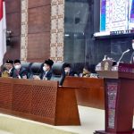 Gubernur Sumatera Utara (Sumut) Edy Rahmayadi menghadiri serta mengikuti rapat Paripurna Dewan Perwakilan Rakyat Daerah (DPRD) Sumut pada Masa Persidangan III Tahun 2021-2022 dalam acara Penyerahan Laporan Hasil Pemeriksaan Badan Pemeriksa Keuntungan (BPK) Republik Indonesia (RI) Perwakilan Provinsi Sumut kepada Gubernur Sumut dan Ketua DPRD Sumut atas Laporan Keuangan Pemerintah Daerah (LKPD) Provinsi Sumut Tahun Anggaran 2021 di Ruang Rapat Paripurna, Gedung DPRD Provinsi Sumut, Jalan Imam Bonjol Medan, Jumat (27/5/2022). Pada kesempatan tersebut Pemerintah Sumut berhasil mempertahankan Wajar Tanpa Pengecualian (WTP) delapan kali berturut-turut.