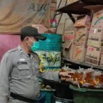 Aparat kepolisian Polres Sergai melakukan pengawasan terkait Migor setelah dibukanya kran ekspor CPO oleh Presiden Joko Widodo.