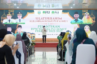 Gubernur Sumatera Utara (Sumut) Edy Rahmayadi hadiri Silaturahim Keluarga Besar Persatuan Ummat Islam (PUI) Sumut dan Pelantikan Pengurus Wanita PUI Sumut di Aula Tengku Rizal Nurdin Jalan Jenderal Sudirman Nomor 41 Medan, Sabtu (4/6).