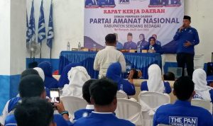 Ketua Dewan Pimpinan Wilayah (DPW) Sumatera Utara (Sumut) Ahmad Fauzan Daulay menyampaikan sambutan politik pada Rakerda PAN Sergai.