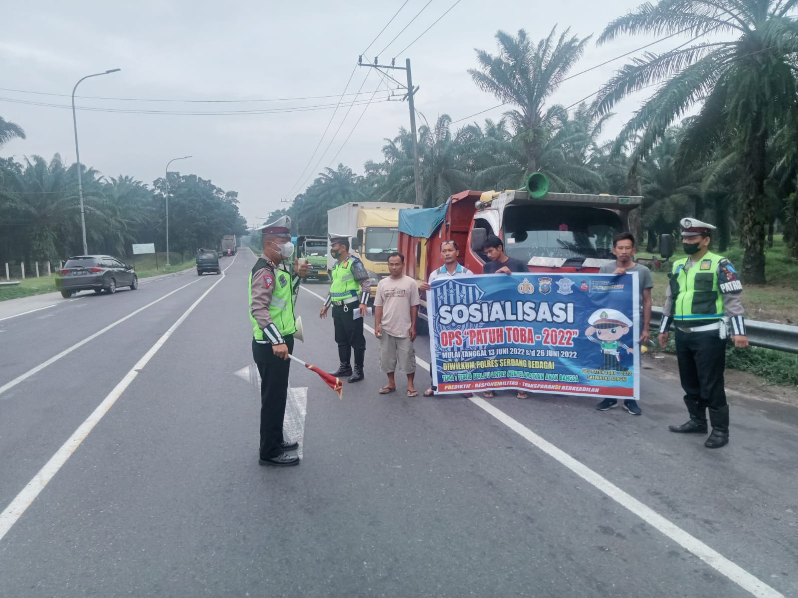 Kegiatan Satlantas Polres Sergai dalam mensosialisasikan OPS Patuh Toba 2022.