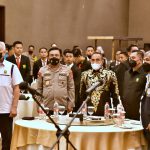 Gubernur Sumatera Utara (Sumut) Edy Rahmayadi bersama Kepala Kepolisian Daerah (Kapolda) Sumut, Irjen Pol RZ Panca Putra Simanjuntak menghadiri acara pelantikan Pengurus Provinsi (Pengprov) Persatuan Badminton Seluruh Indonesia (PBSI) Provinsi Sumut di Ballroom Hotel Santika Dyandra, Jalan Kapten Maulana Lubis Medan, Sabtu (25/6/2022) malam. Hadir langsung melantik pada kesempatan tersebut Sekretaris Jenderal Pengurus Pusat (PP) PBSI Irjen Pol M. Fadil Imran yang juga merupakan Kapolda Metro Jaya.