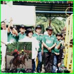 Pangdam I/BB Mayjen TNI Achmad Daniel Chardin didampingi Bupati Sergai H. Darma Wijaya (paling kanan) melepas peserta pertama Open Race Pordasi Cup Trophy di Jericho Stable, Desa Firdaus.