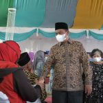 Bupati Sergai Darma Wijaya saat menghadiri silaturahmi dengan ratusan bilal mayit dan guru mengaji se Kecamatan Tanjung Beringin dan Teluk Mengkudu.