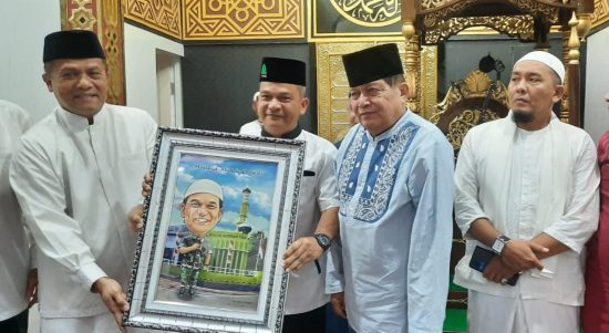 Safari Subuh diakhiri penyerahan cenderamata