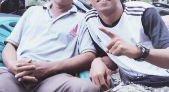 Kades terpilih Desa Gonting Julu Kecamatan Huristak Samsuddin Harahap (kiri) bersama tokoh pemuda Jul Ilham Harahap